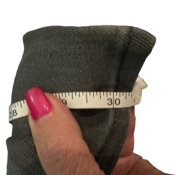 LOFT - High rise "Leggings" / Skinny - Gray / Charcoal Jeans - Size 12 - Picture 4 of 6